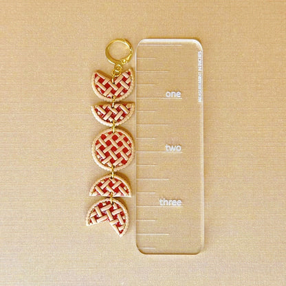 Phases of Pie Dangles