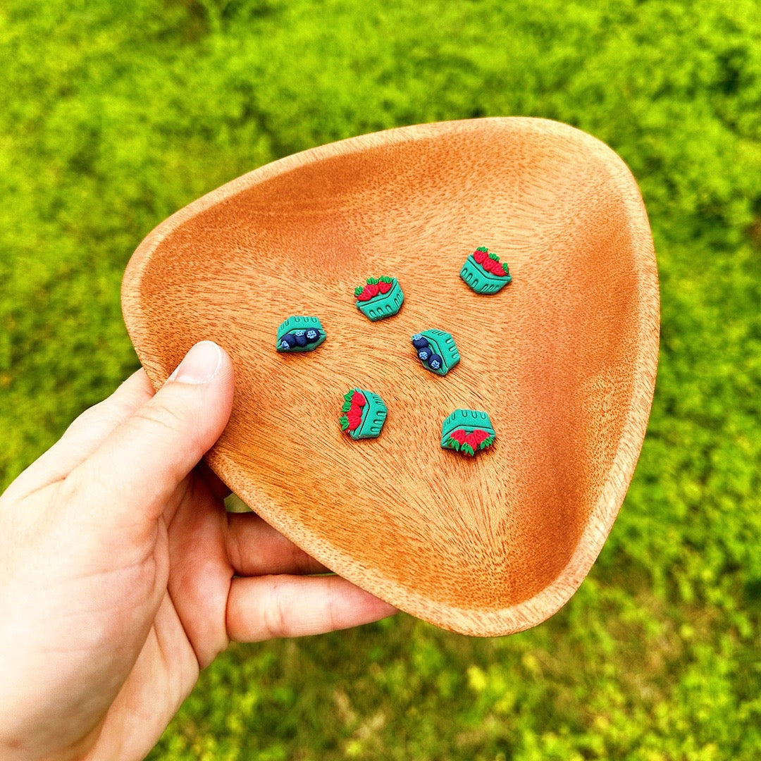 Berry Basket Studs