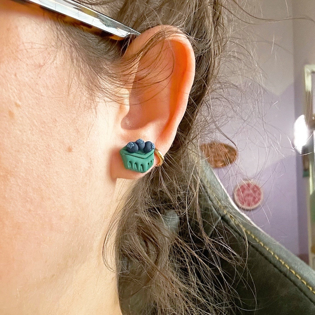 Berry Basket Studs