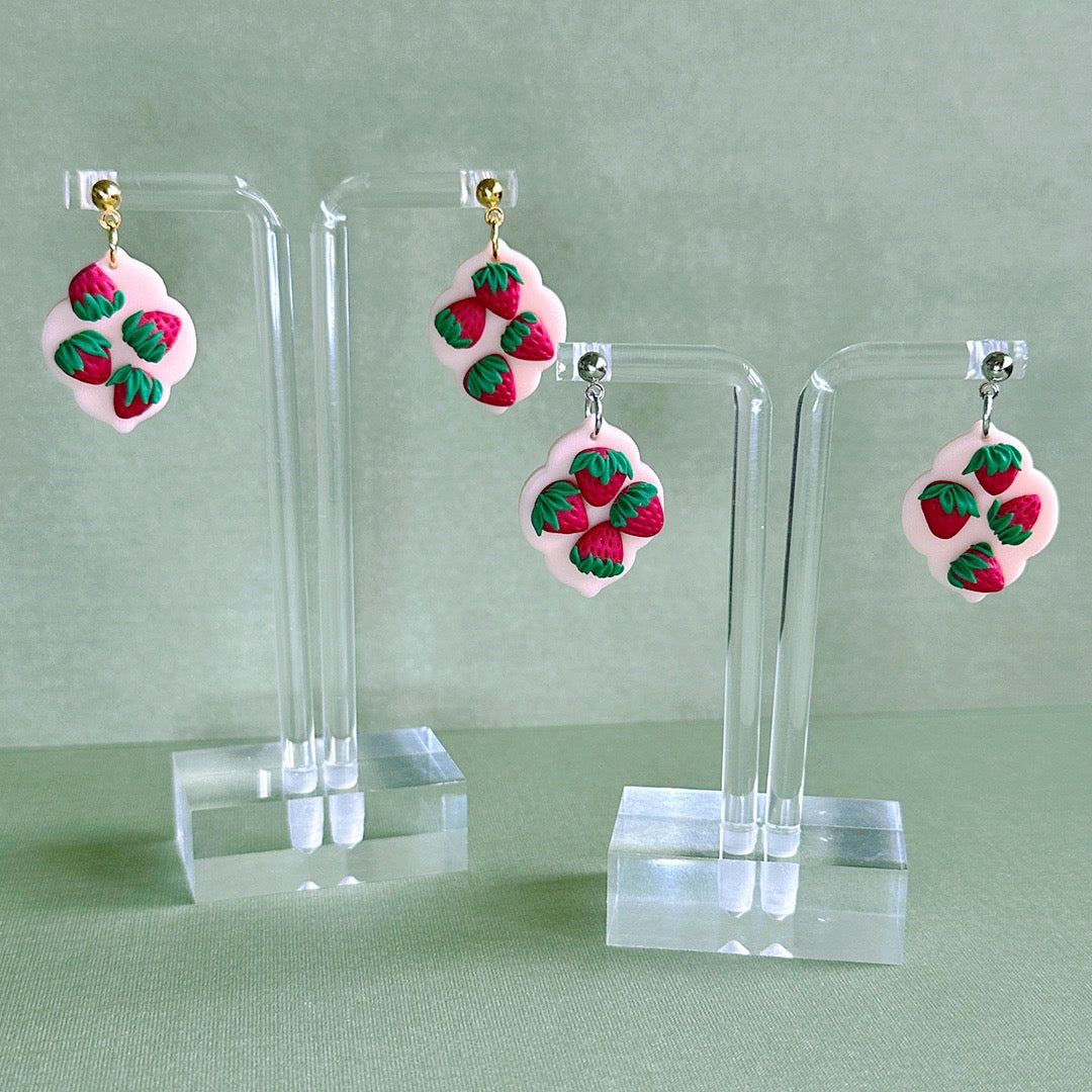 The Eloise Goes to the Strawberry Fields Dangles