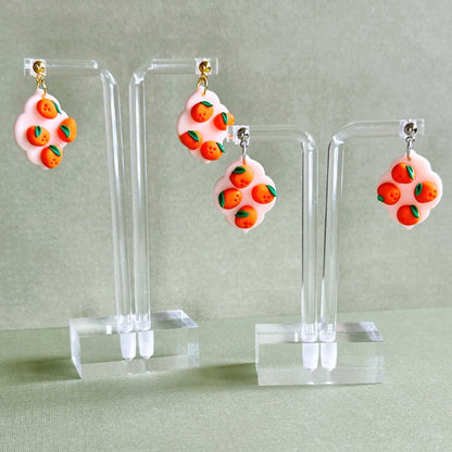 The Eloise Goes to the Orange Grove Dangles