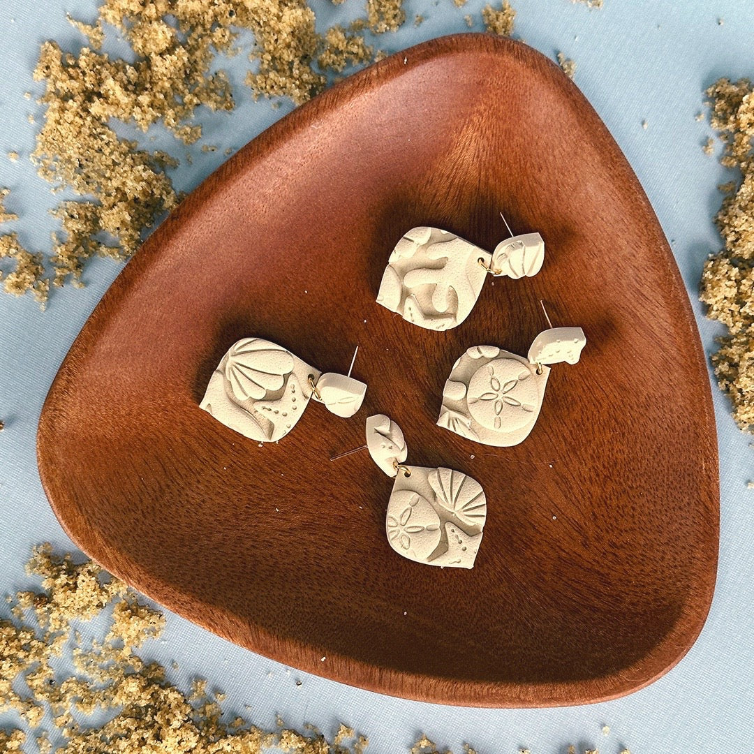 The Amara Builds Sandcastles Dangles