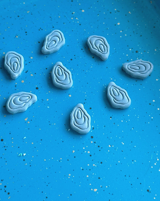 Oyster Mini Studs